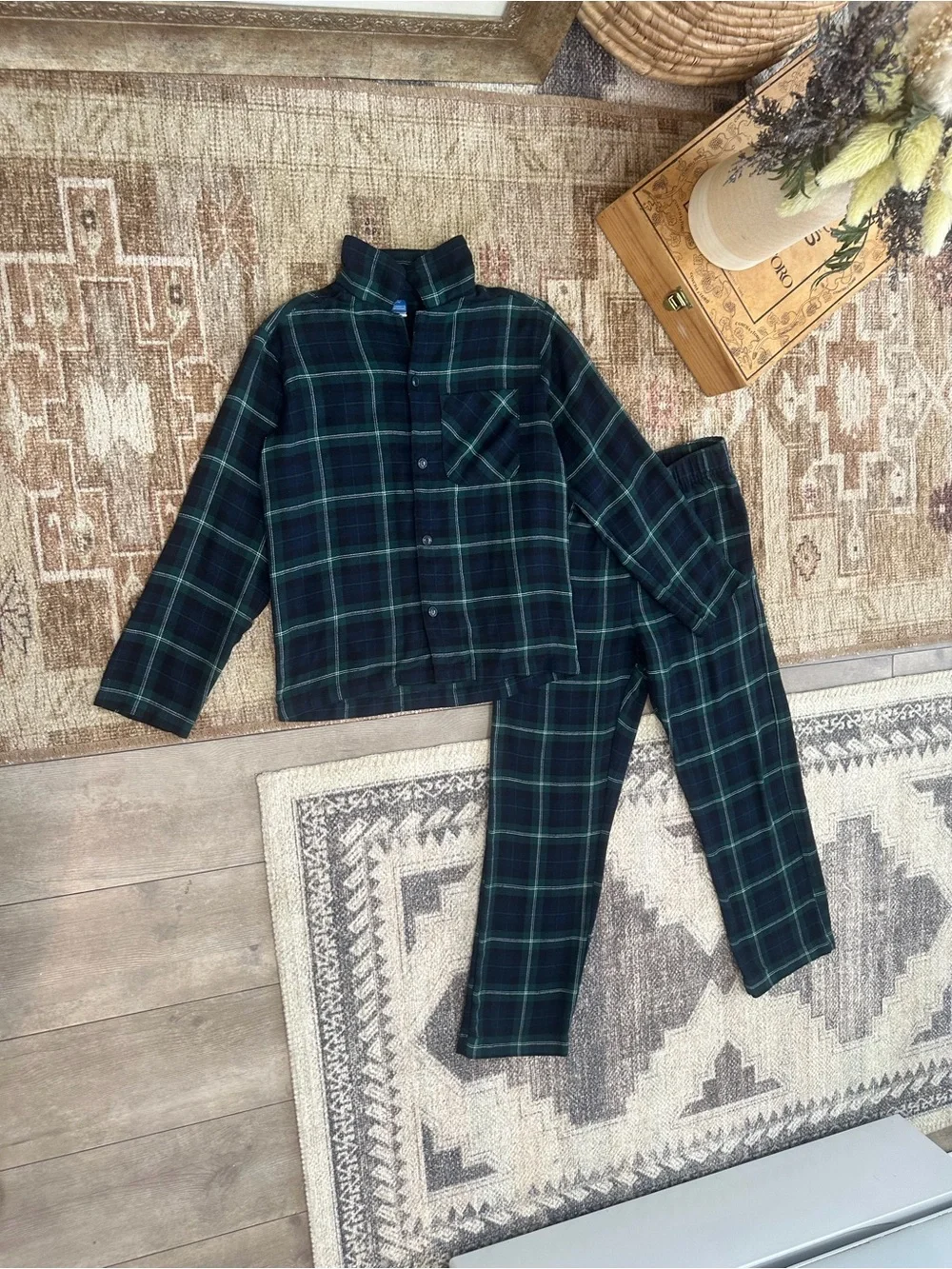 Old Navy Navy Green Plaid Kids Pajama Set Gender-Neutral Button-Front Size Mediu
